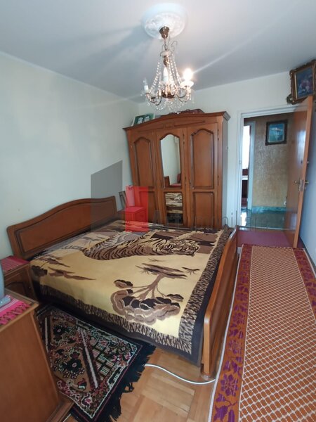 Obregia, Cultural, vanzare apartament 3 camere semidecomandat.